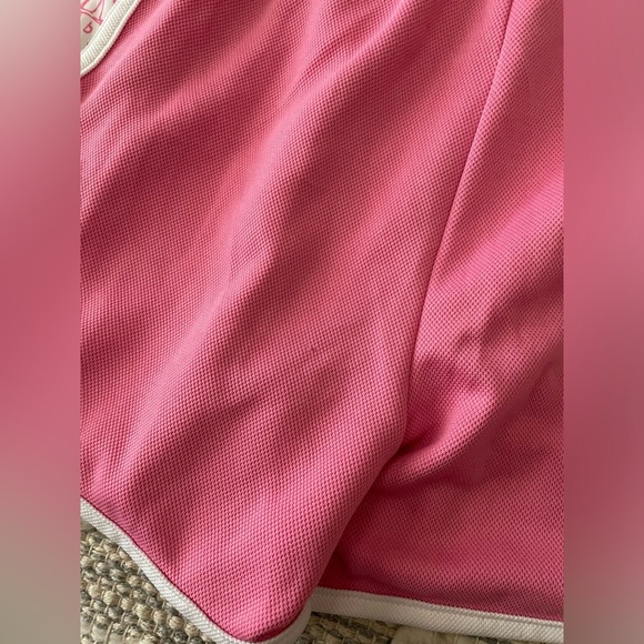 Under Armour pink shorts - Picture 4 of 4